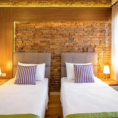 Mono Hotel Hotel