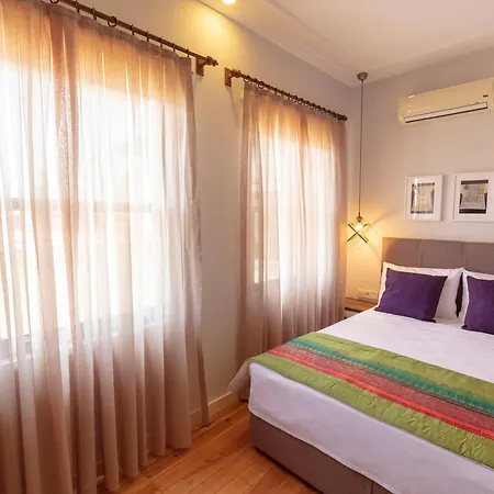 Mono Hotel